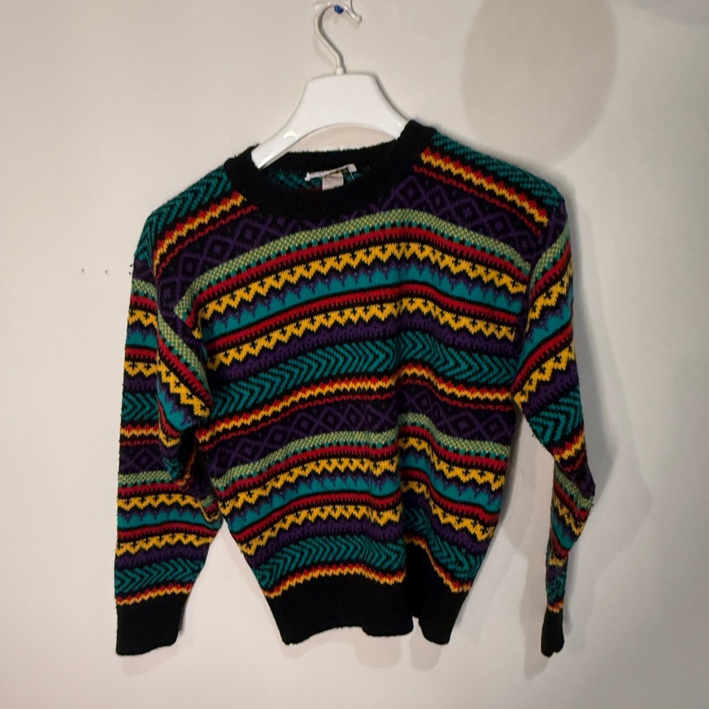 Sakura Sport Colorful Knit Sweater